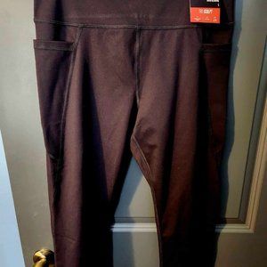 Women's Large Black FILA Sport Capri High Rise Leggings